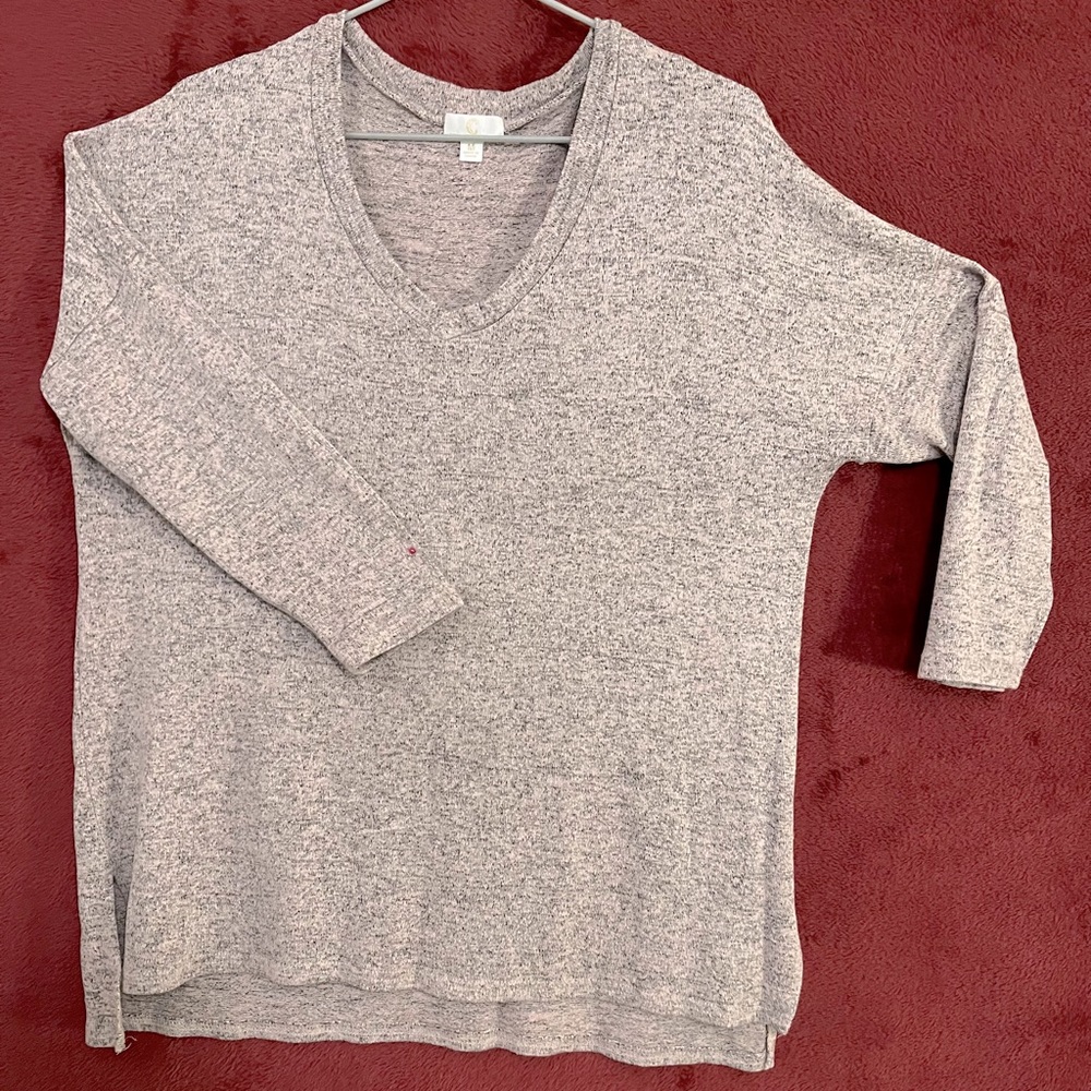 Lightweight sweater